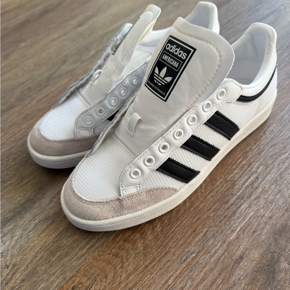 Adidas Americana classic basketball sneakers - US 7.5 Men’s Black/White